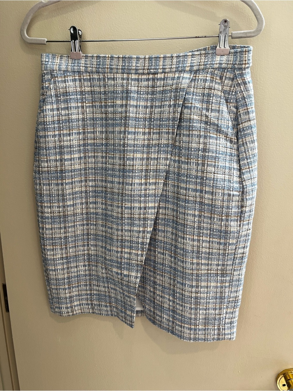Banana Republic Light Blue and Cream Plaid Pencil Skirt